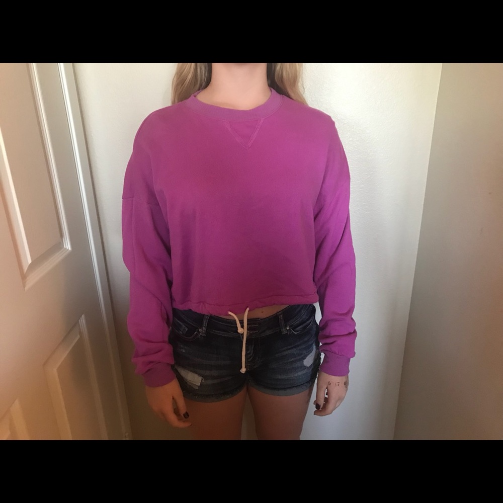 beautiful purple pacsun crew!